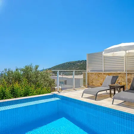 Al Nuzha Villa